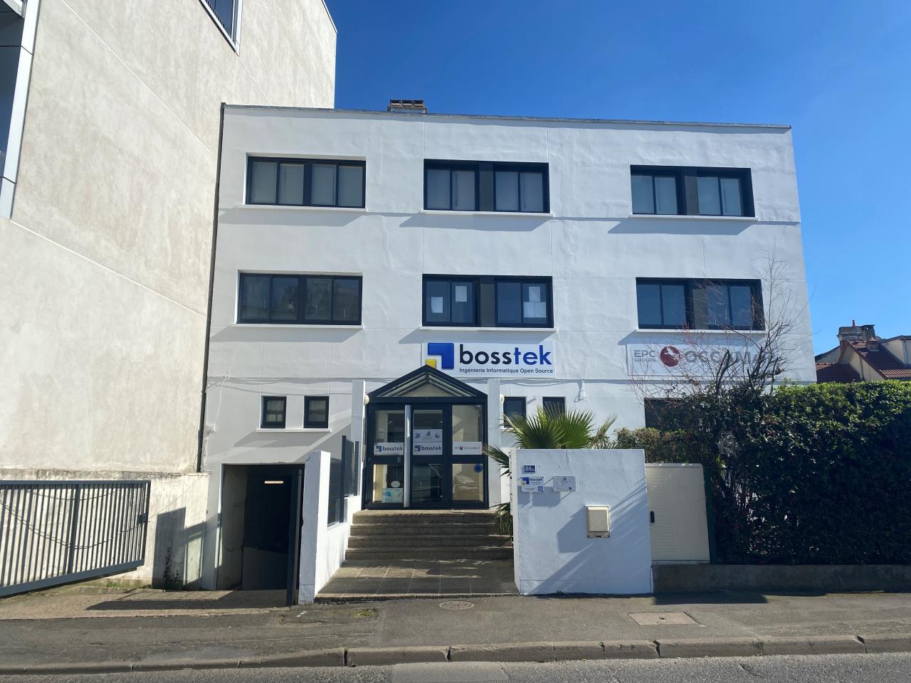 Bureau Châtillon 163m² Location bureau Châtillon Hauts-de-Seine OLBUR2202587 0